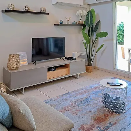 110m With Swimming Pools Ac And Garage - Benakey * Cannes
